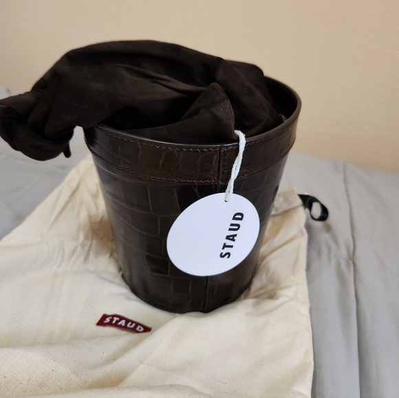 Staud Britt Croc Embossed Leather Bucket Bag NWT - Picture 9 of 12